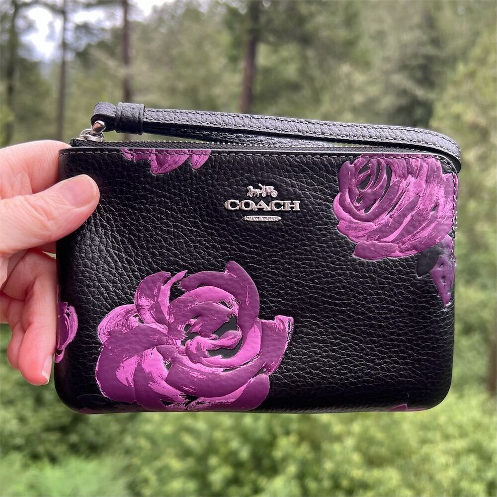 COACH Black Leather Wristlet Wallet in Purple Rose Floral Print NWT AUTHENTIC - Picture 3 of 4